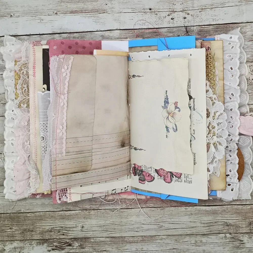Pink Embellished Junk Journal: Flowers, Birds and Butterflies (Serendipity)